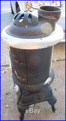 Hardwick's cast iron footed pot belly wood stove, unused, Cleveland TN, Vintage