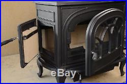 HiFlame 2100 Sq. Ft Double Doors Cast Iron Wood Stove HF737U-ONLY FOR PICKUP