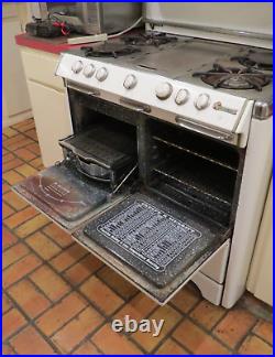 IN HOUSTON, TX Vintage 1949 O'Keefe & Merritt Stove, Great Working Condition