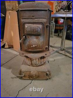 Juno Cast Iron Wood Burning Stove top burner included