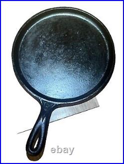 King Stove and Range Shefield Alabama /Early Martin Cast iron Shallow Skillet