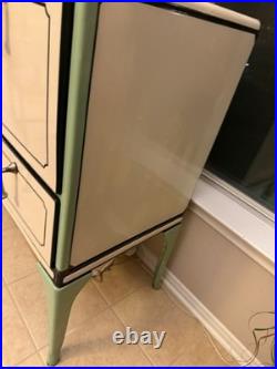 L&H Mayfair Antique Vintage Freestanding Stove 4 Burners 2 Ovens Cream Green