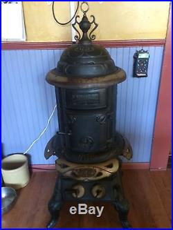 Laclede-oak ebon stove & range Co. Cast iron/nickel plate parlor wood stove