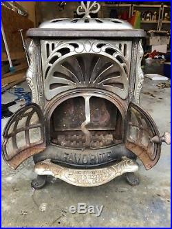 Large Antique Favorite Cast Iron Parlor Stove & Range Piqua Ohio Model # 21