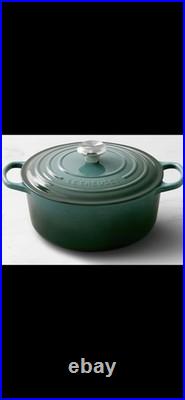 LeCreuset NEW5.5QtSignature Round Dutch Oven, Ocean Blue. FreeShipping