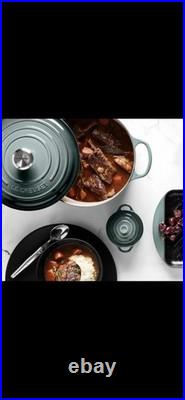 LeCreuset NEW5.5QtSignature Round Dutch Oven, Ocean Blue. FreeShipping