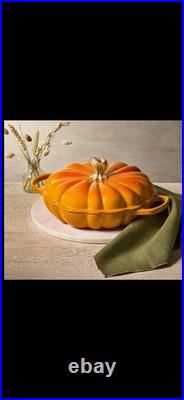 LeCreuset NEWEnameledCastIronPumpkinBraiserPersimmonColor2.6Qt