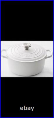 Le CreusetNew9QtSignature Round Dutch Oven, MatteWhiteFreeShipping