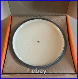 Le Creuset 5.5 Qt Enameled Cast Iron Signature Casserole Dutch Oven Marseille