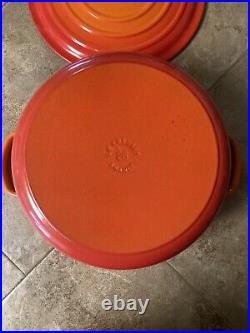 Le Creuset Enameled Cast Iron 7.25 Qt Signature Flame Dutch Oven Nice Color