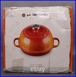 Le Creuset Enameled Cast Iron Bread Oven in Licorice (HAS SOME SRATCHES)