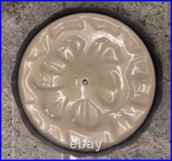 Le Creuset Enameled Cast Iron Petal Braiser, 2 1/4-Qt, New, Shell Pink Color Le Creuset Enameled Cast Iron Petal Braiser, 2 1/4-Qt, New, Shell Pink Color