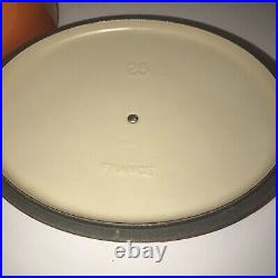 Le Creuset Enameled Cast Iron Signature Oval Dutch Oven, 3.5 qt. Flame msrp $400