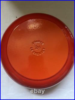 Le Creuset Heritage Style Cast Iron Orange / Flame Vintage New Rare Le Creuset Heritage Style Cast Iron Orange / Flame Vintage New Rare