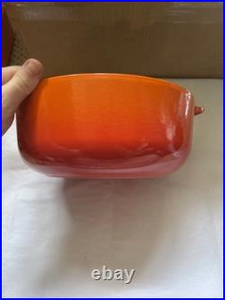 Le Creuset Heritage Style Cast Iron Orange / Flame Vintage New Rare Le Creuset Heritage Style Cast Iron Orange / Flame Vintage New Rare