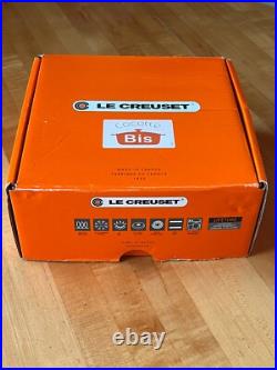 Le Creuset MADE IN FRANCE NEW IN BOX 2.75 qt Cast Iron Dutch Oven Orange