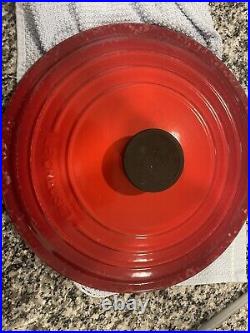 Le Creuset Red Signature Cast Iron Dutch Oven #26 5.5 qt