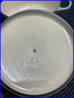 Le Creuset Signature Cast Iron 3.5 Qt Round Dutch Oven Deep Sea Salt Color