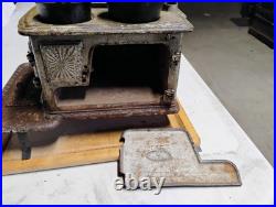 Little Eva Children's Cast Iron Toy Stove Oven Vintage Little Eva Children's Cast Iron Toy Stove Oven Vintage