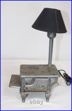 Lot (2) Stern Industries Cast Iron Oven/Stove Miniature Lamps withShades vtg mini