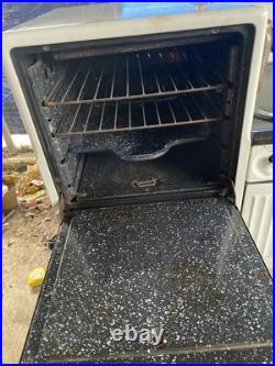 Magic Chef Antique Freestanding 4 Burner 2 Oven Enamel Cast Iron Cooking Stove