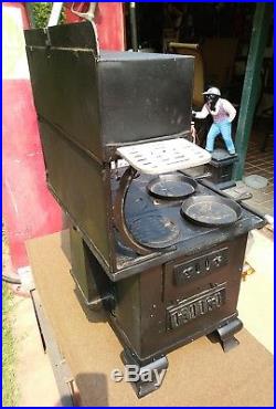 Majestic Junior Salesman sample cast iron stove