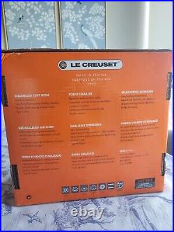 NWT Le Creuset Signature Cast Iron 5 1/2-Qt Round Dutch Oven Warranty with receipt