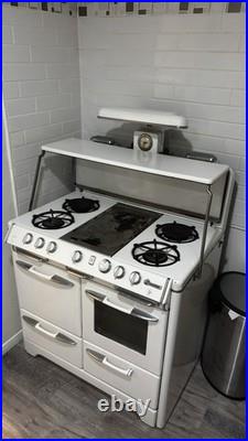 O'Keefe & Merritt Vintage Stove