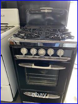 O'Keefe and Merritt Black 20 Wide Apartment Size Stove, 4 Burner, 1 Oven