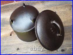 Old #7 Cast Iron 3 Leg Bean Pot with Lid, Restored