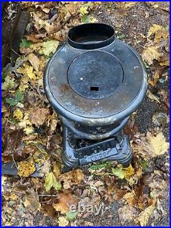 Old Cast Iron Pot Belly Wood Burning Stove, Made by UMCO Union Mfr Co 28-29