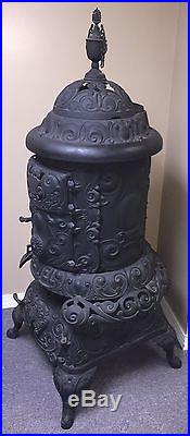 Ornate Cast Iron Pot Belly Parlor Stove, Detroit Stove Works, Prince Oak Jewel