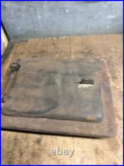 Portland Maine ME Stove FDY Co No 68 Ash Coal Clean Out Chimney Cast Iron Door