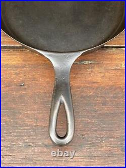 Pre Griswold Erie #7 Third Series Cast Iron Skillet