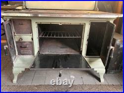 Qualified Range Co. No. 16-16 Cast Iron Range 4 Burner Baking Oven Green/White