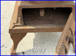Queen Pot Belly Stove CAST IRON STOVE Model No. 28 Queen Pot Belly Stove CAST IRON STOVE Model No. 28