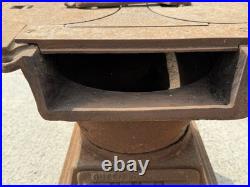 Queen Pot Belly Stove CAST IRON STOVE Model No. 28 Queen Pot Belly Stove CAST IRON STOVE Model No. 28