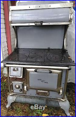Quick Meal Cast Iron Wood Cooking Stove Excellent Working Condition