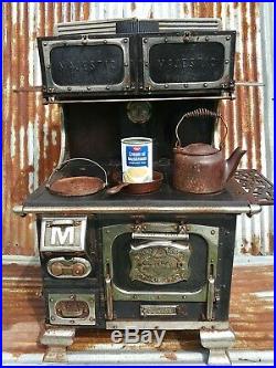 RARE Antique MAJESTIC JUNIOR 1800s Cast Iron Salesman Sample Child's Toy Stove