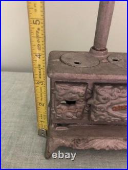 RARE VHTF Antique Queen Dollhouse Cast Iron Stove 112 A/O