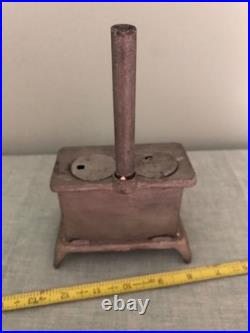 RARE VHTF Antique Queen Dollhouse Cast Iron Stove 112 A/O
