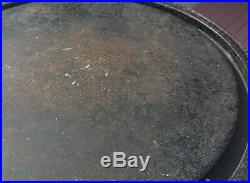 ROUND antique cast iron griddle vtg wood stove kitchen camping bacon frying pan