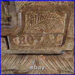 ROYAL Cast Iron Toy Stove Antique Collectible Miniature Metalware 7H x 10W
