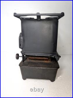 Radiant Cast Iron Kerosene Sad Iron Heater Stove 2 Burner Antique