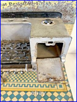 Rare Early 1900's Sapolin Advertising Display Cast Iron Stove on Lithograph Tin Rare Early 1900's Sapolin Advertising Display Cast Iron Stove on Lithograph Tin