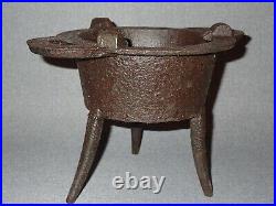 Rare Sand Cast Iron Revolutionary War Soldiers Spider Cook Stove
