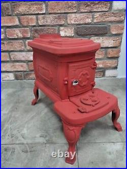 Red Woody Cast Stove Nostalgia, Wood Burning Stove, % 100 Cast Iron Stove Red Woody Cast Stove Nostalgia, Wood Burning Stove, % 100 Cast Iron Stove