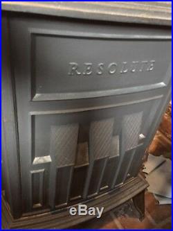 Resolute Vermont Castings Wood Stove 1980
