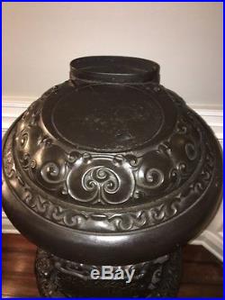 Round Oak Cast Iron Wood Stove By P. D. Beckwith Model 18-S-B (1914) SQUARE BASE