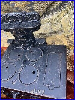 Royal Cast Iron Toy Childs Stove